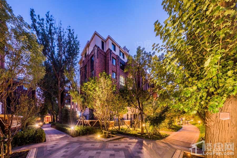 中粮隆玺祥云实景图