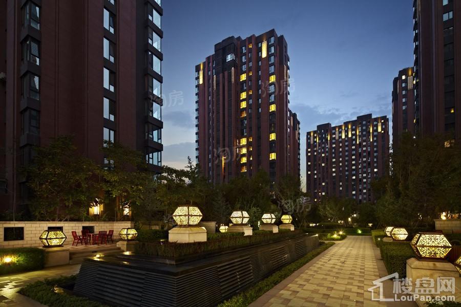 中粮隆玺祥云实景图