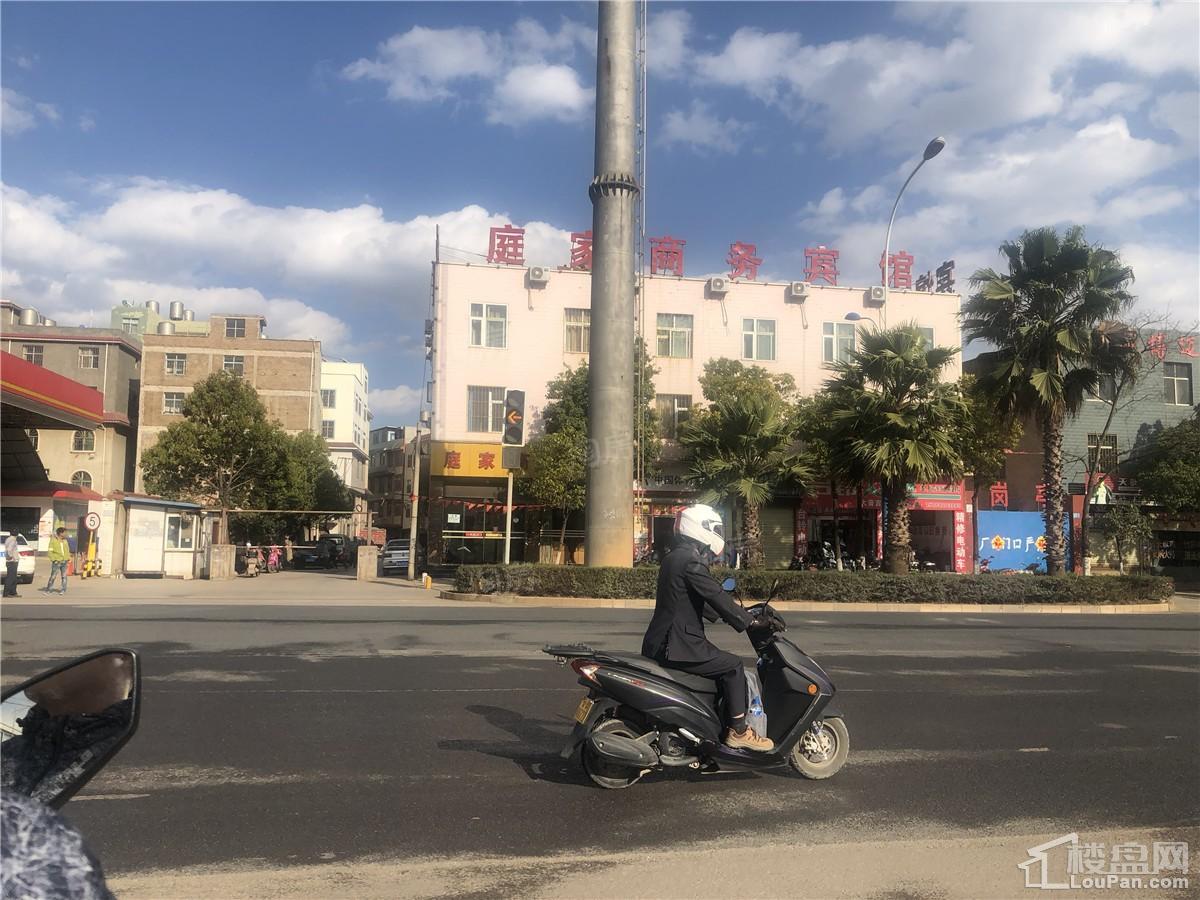 周边配套图