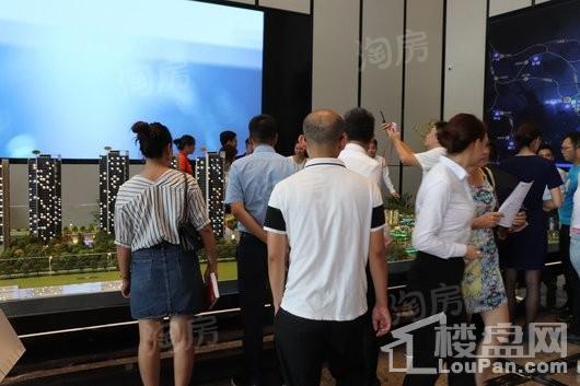 时代英之皇·廊桥实景图