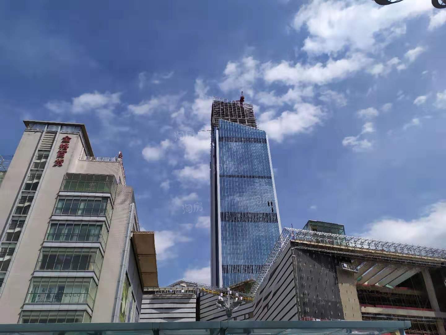恒隆广场实景图