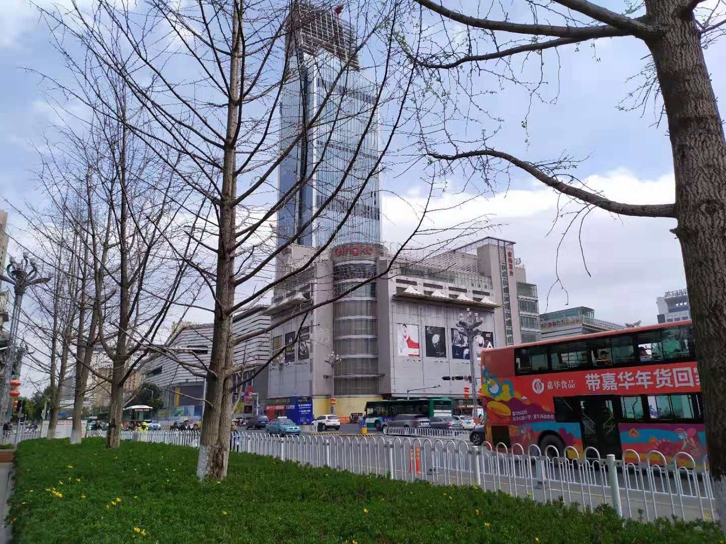 恒隆广场实景图