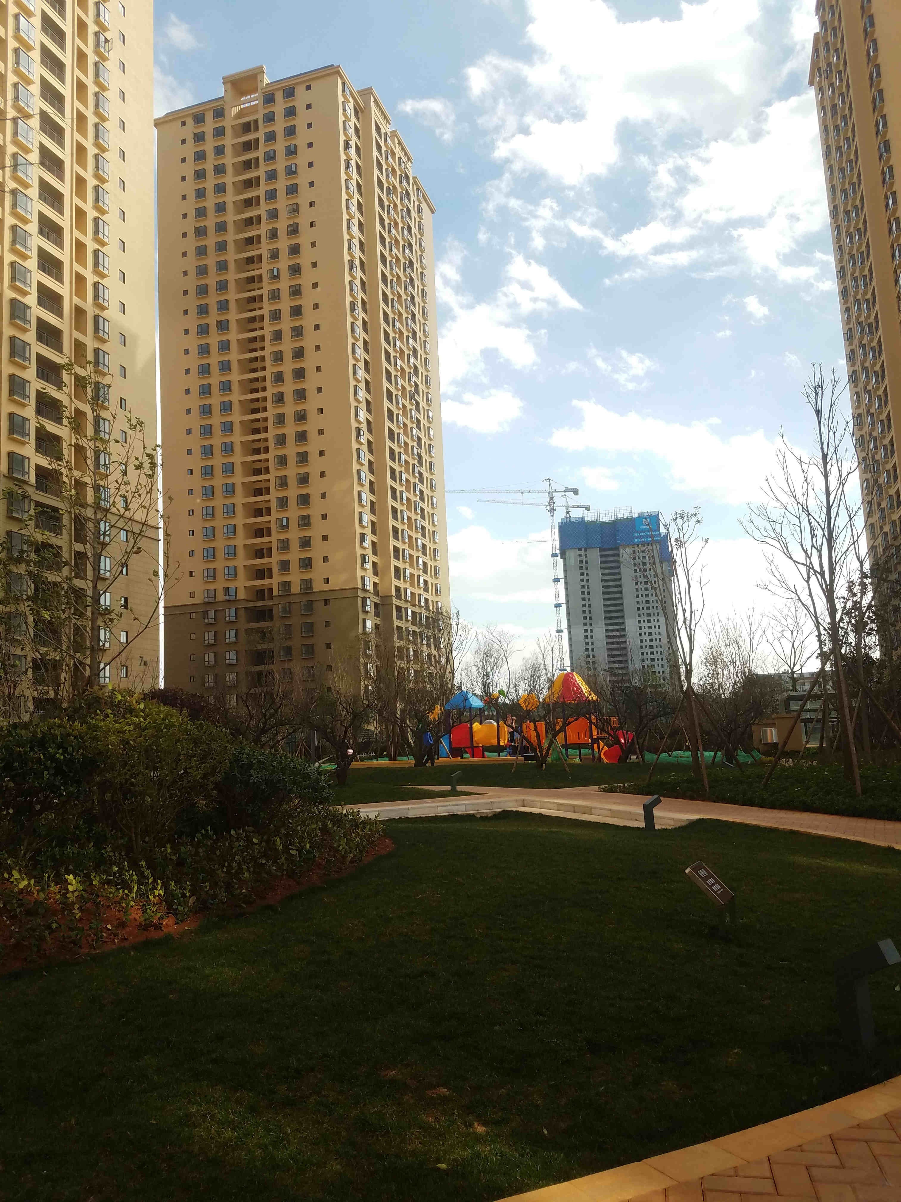 恒泰·滇池名门实景图