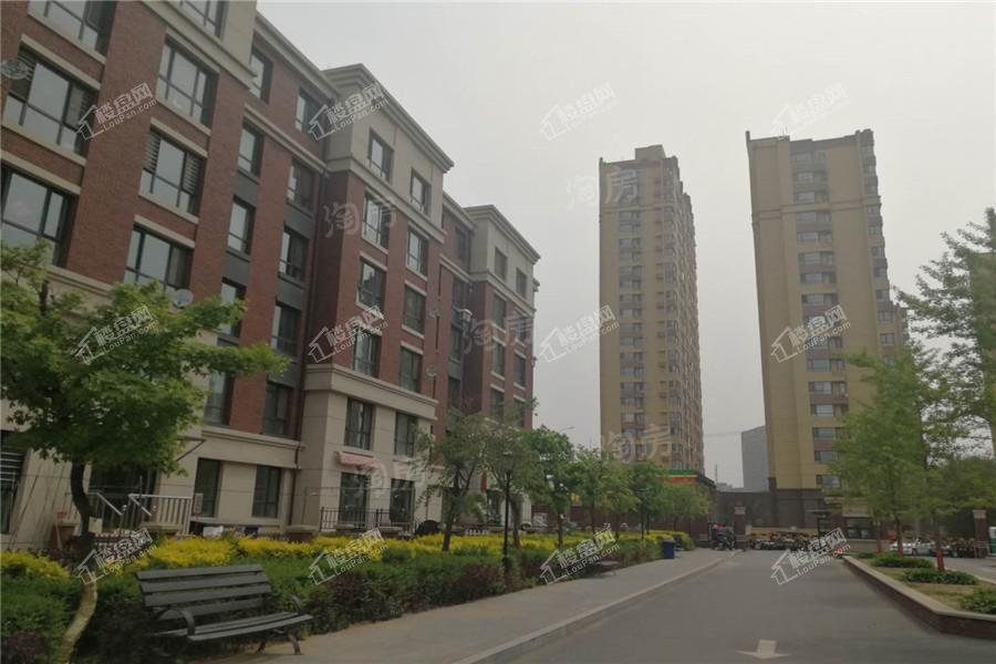 三隆熙湖枫景实景图