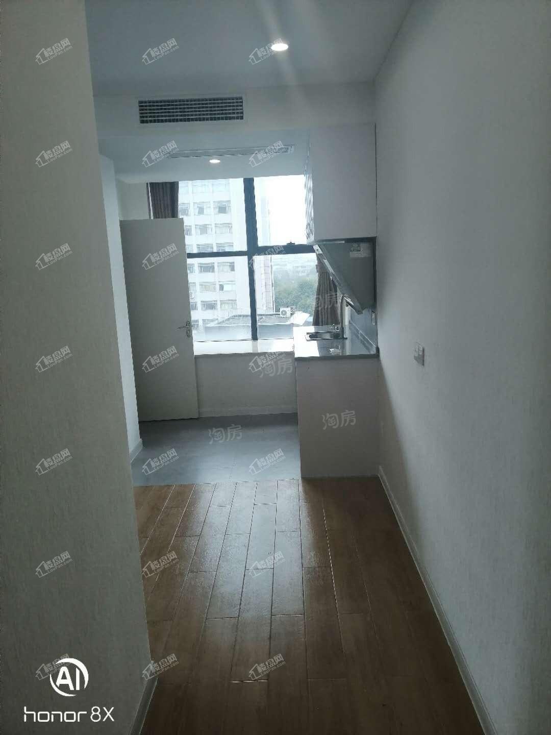 蓝天兴都商务大厦样板间