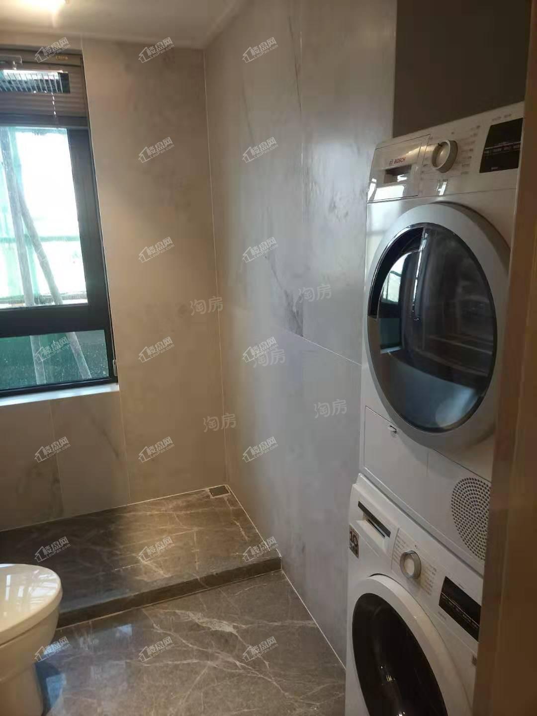 豪成金座样板间