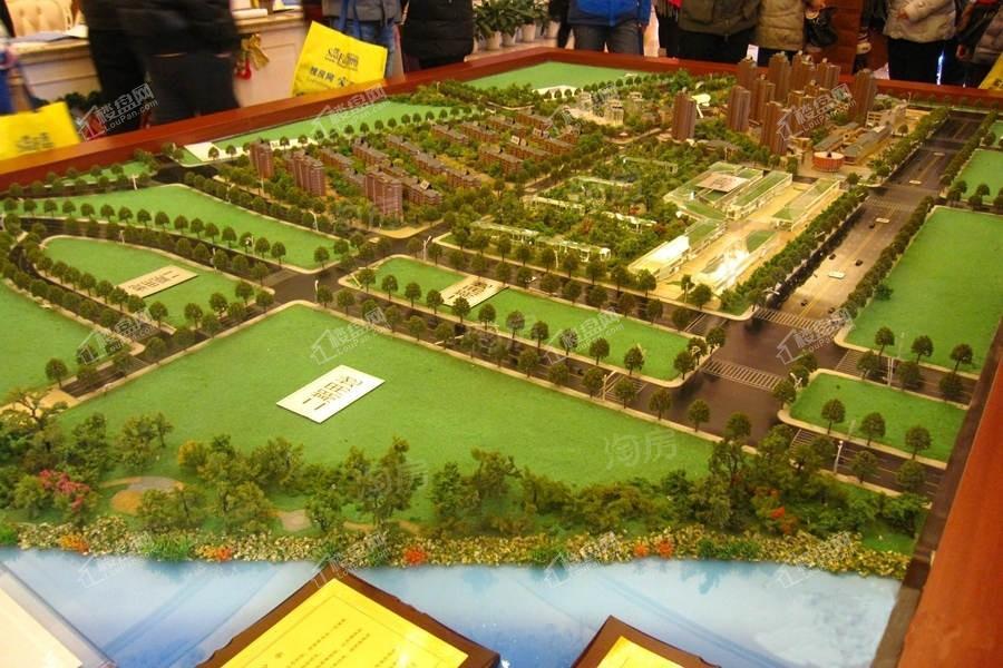 卓尔沈阳客厅实景图