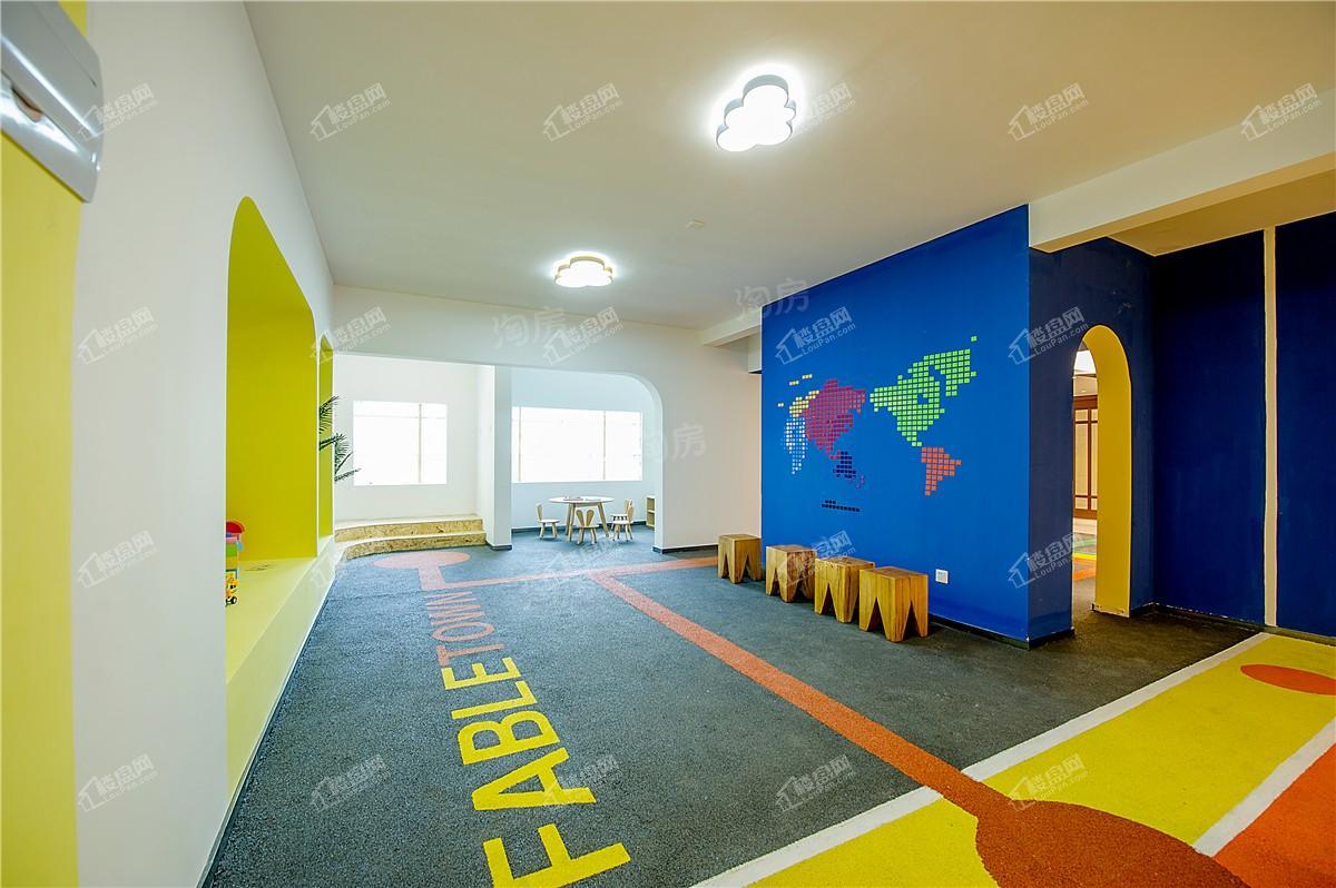 红星金义天铂实景图