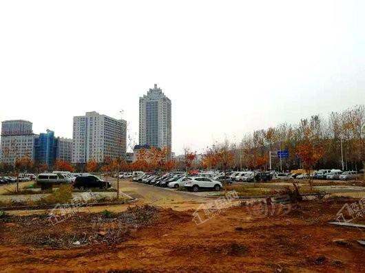 城发城市广场实景图