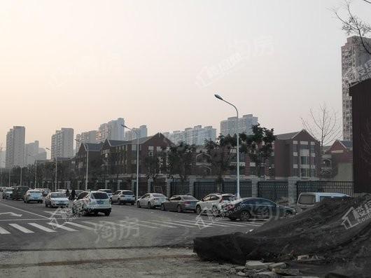 越秀逸府配套图
