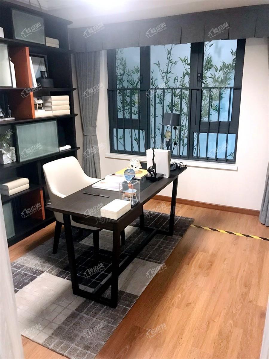 融创溪湾首府样板间