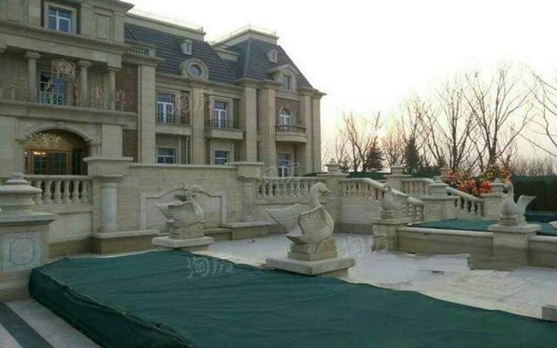 秀兰左岸小镇实景图