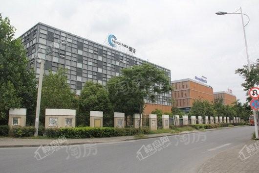 九久奥特莱斯广场配套图