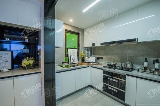 翡翠公园样板间