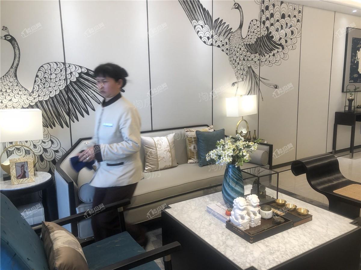 中海云著样板间