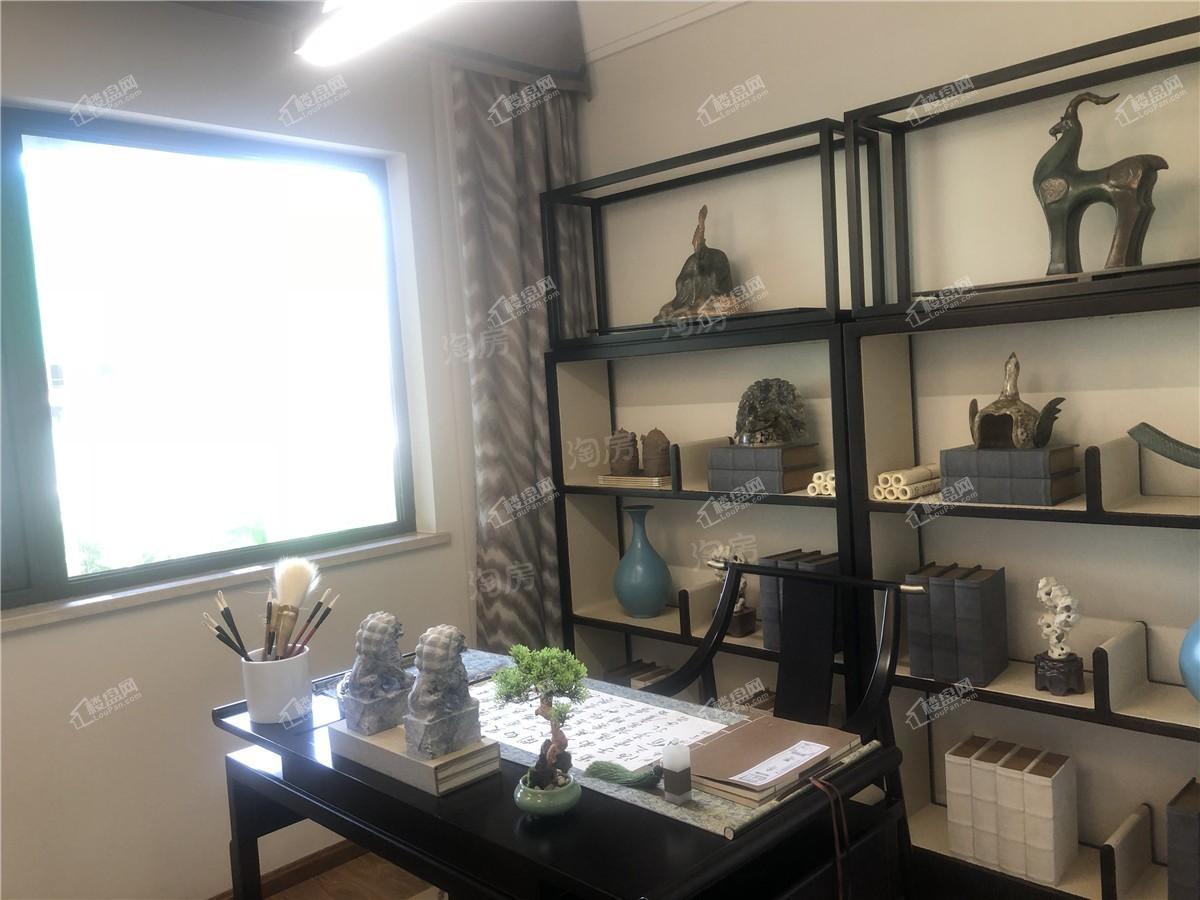 中海云著样板间