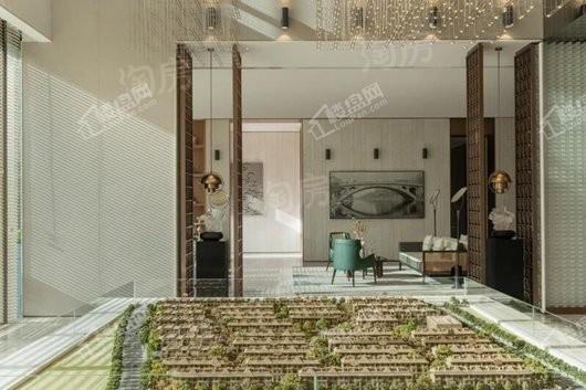 金辉中央云著实景图