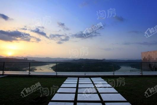 华侨城岚溪云墅实景图