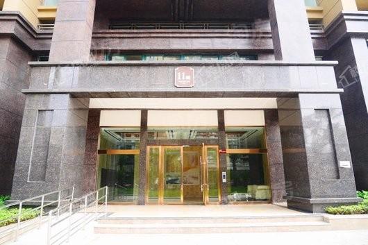 璧山中瓯璧河名都实景图