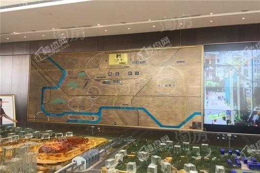 中国摩商铺实景图