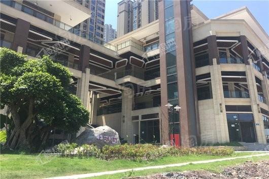 观恒上域街实景图