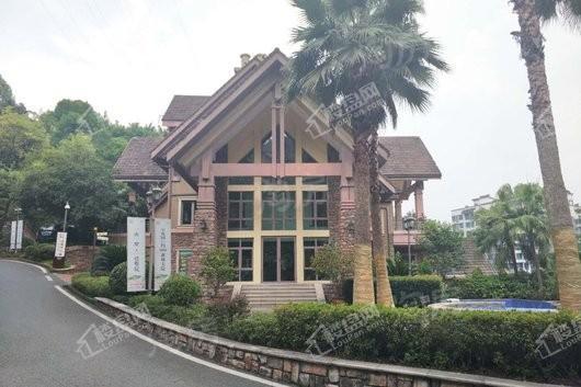 鲁商云山雅筑实景图