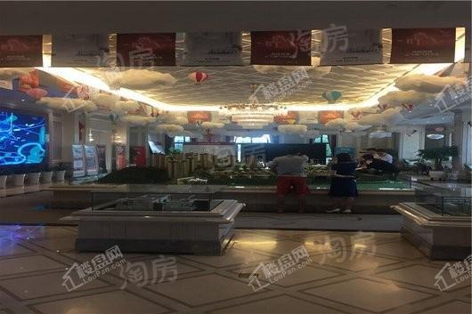 世茂茂悦府商铺实景图