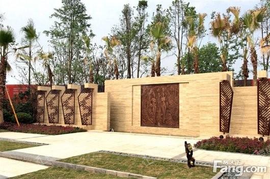 融创春晖十里商铺实景图