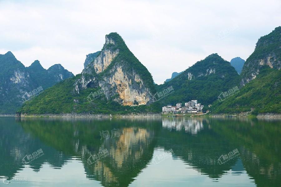 贵和山墅配套图