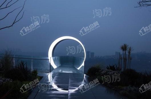 江山雲出实景图