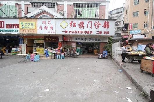 信达金茂广场配套图