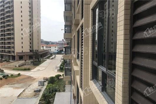 荔城一品山湖实景图