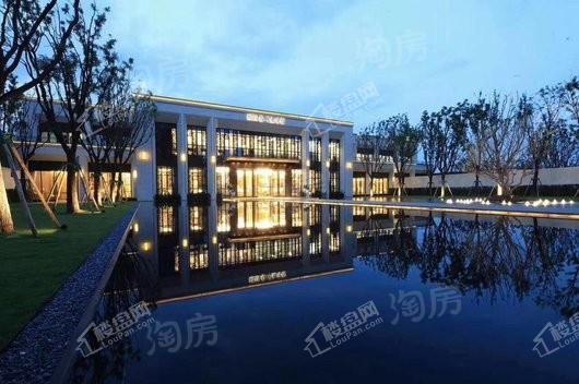 融创春晖十里商铺实景图