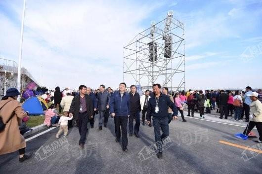 蓝光雍锦天府配套图