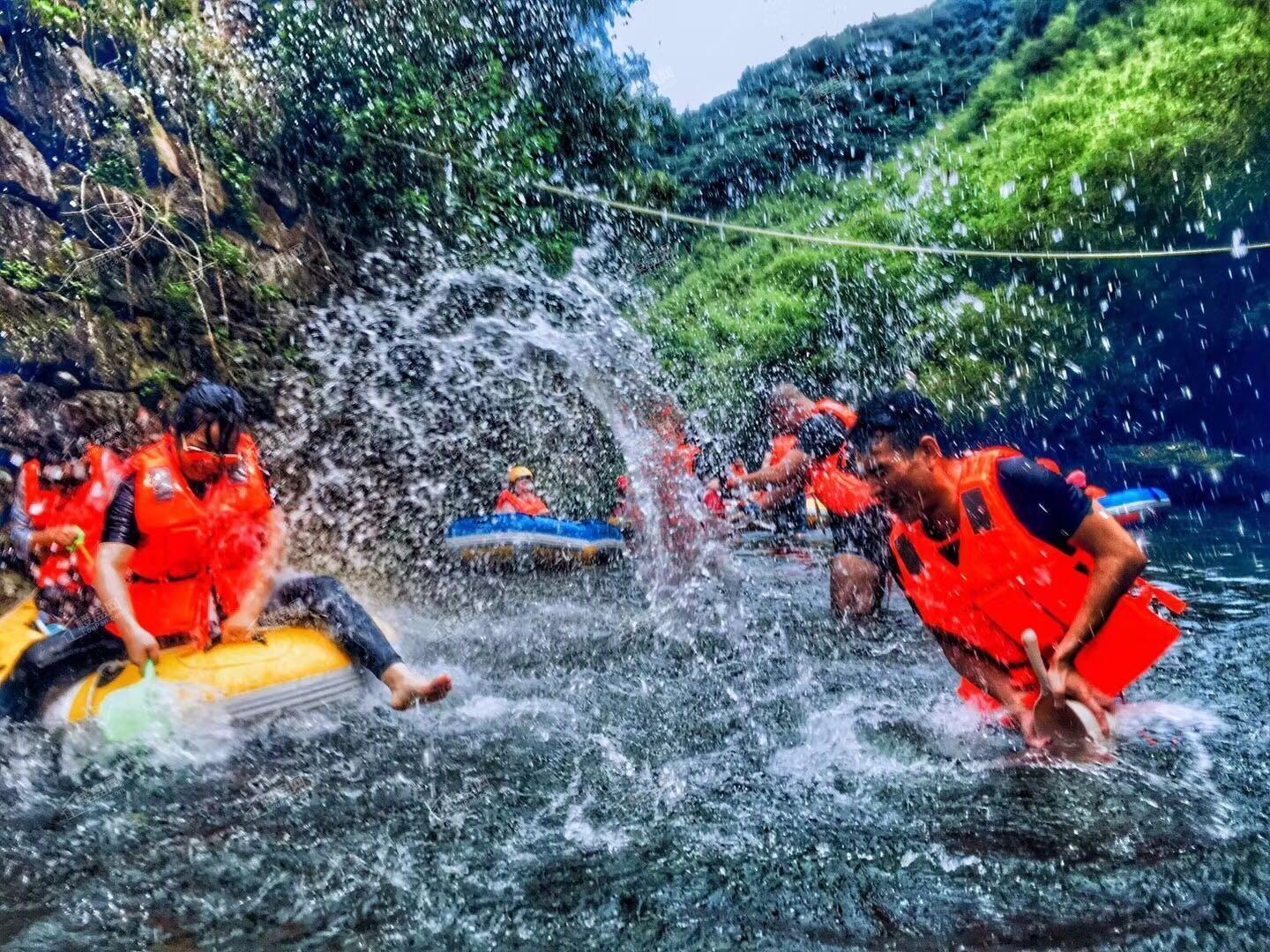 神龙峡山涧居配套图