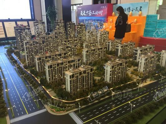 绿都地产少荃府实景图