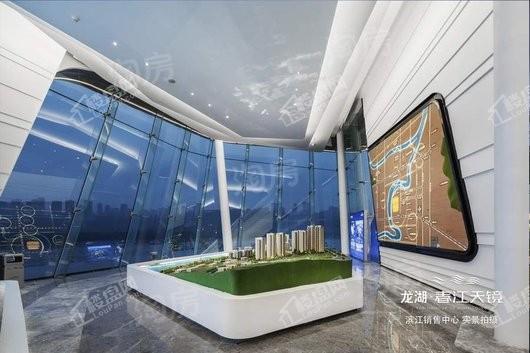 龙湖春江天镜实景图