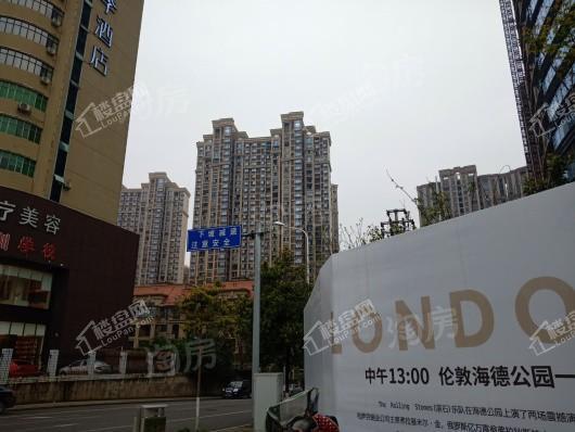 世茂·铂曼配套图