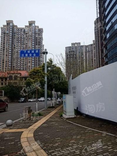 世茂·铂曼配套图