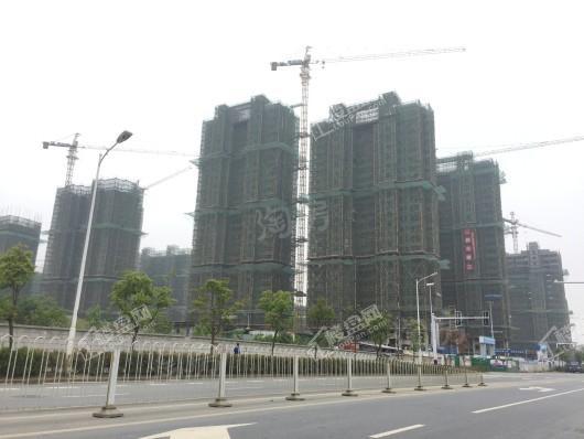 绿都地产少荃府实景图