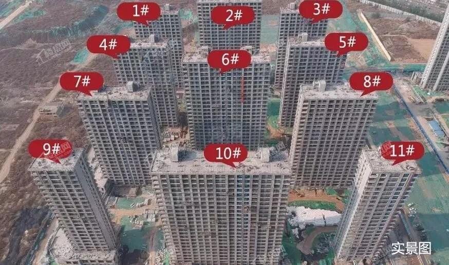 融创中心实景图