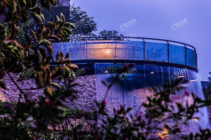 金地香山湖实景图