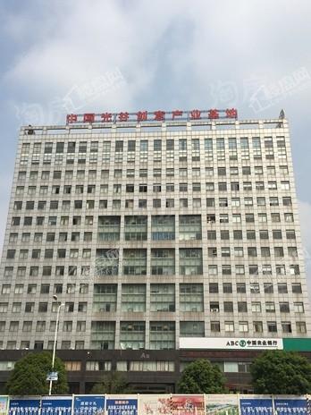 红枫金座实景图