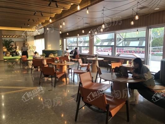 四季都会实景图