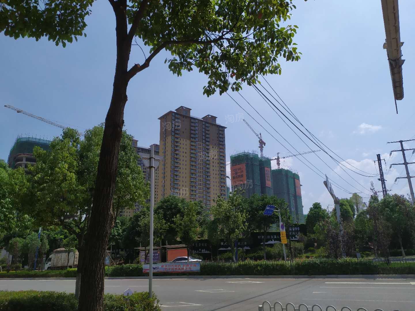 中梁首府实景图