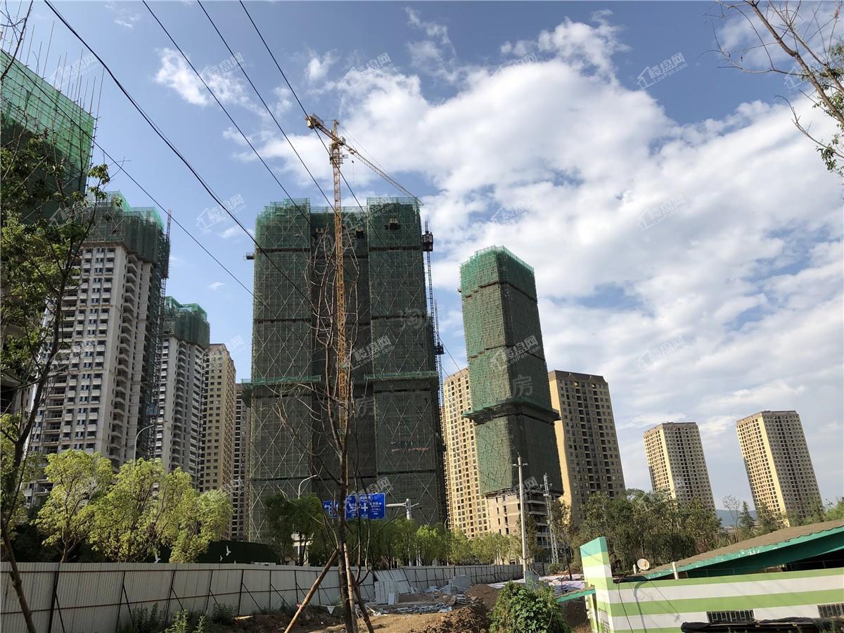 融城·昆明湖实景图