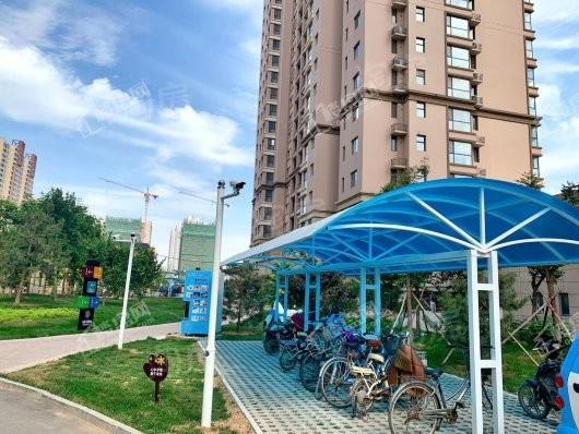 视界城中央大街实景图