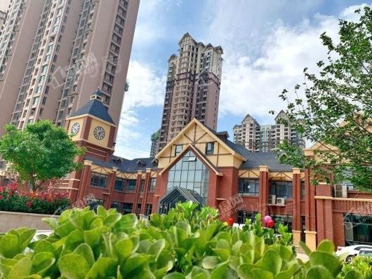 视界城中央大街实景图
