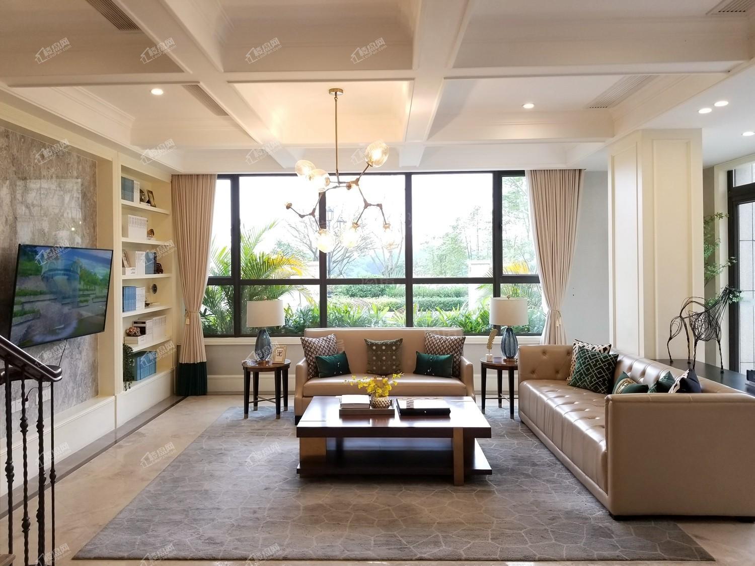 金地香山湖样板间