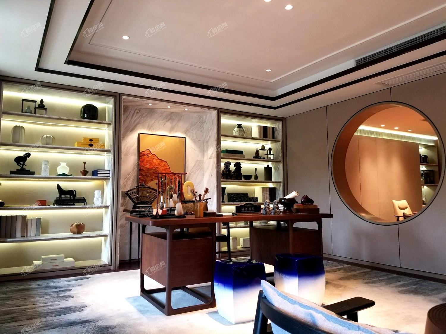 金地香山湖样板间